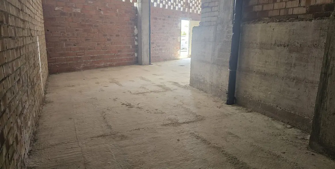 Sale of commercial premises in San Pedro de Alcántara 2