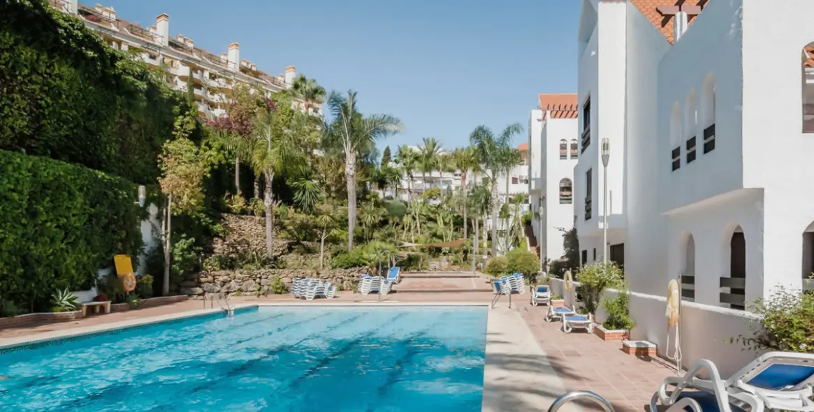 Long-term rent of ground floor apartment in Nueva Andalucía 5