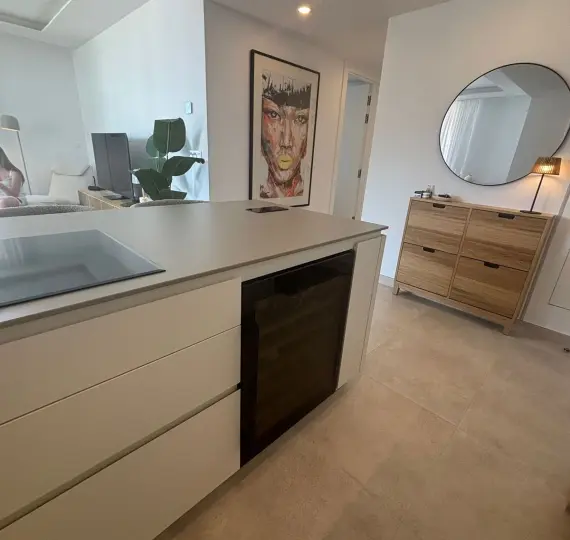 Долгосрочная аренда апартаментов на среднем этаже в Fuengirola