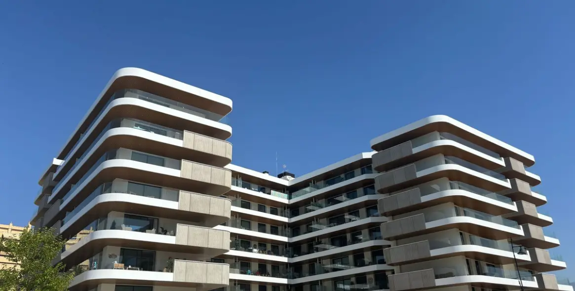 Долгосрочная аренда апартаментов на среднем этаже в Fuengirola 4