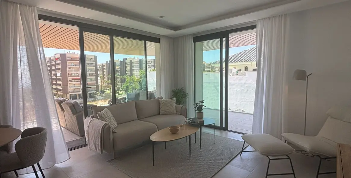 Alquiler a largo plazo de apartamento en planta media en Fuengirola 10
