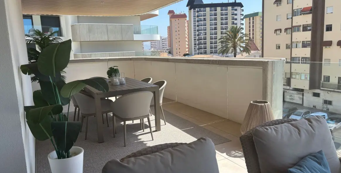 Alquiler a largo plazo de apartamento en planta media en Fuengirola 23