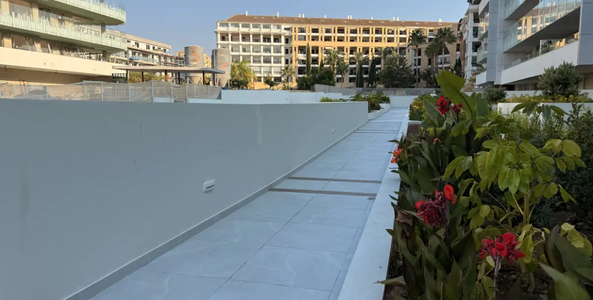 Long-term rent of commercial premises in San Pedro de Alcántara 14