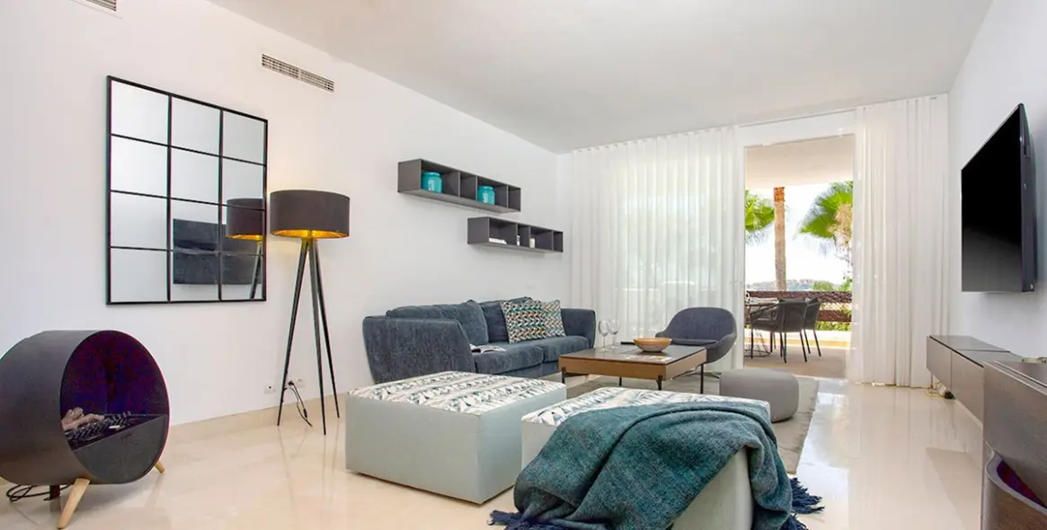 Long-term rent of middle floor apartment in Nueva Andalucía 2