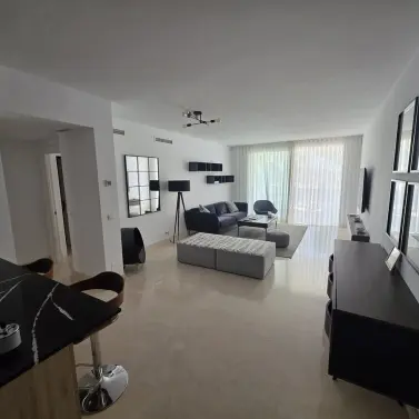 Long-term rent of middle floor apartment in Nueva Andalucía