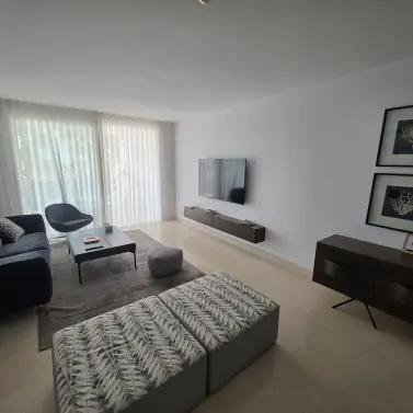 Long-term rent of middle floor apartment in Nueva Andalucía