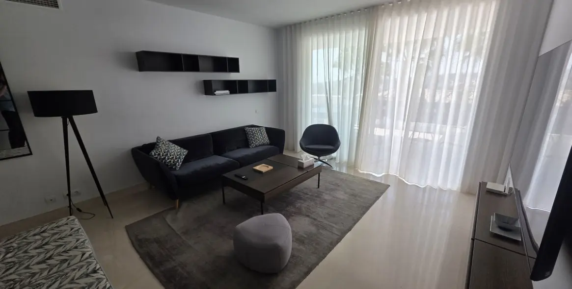 Long-term rent of middle floor apartment in Nueva Andalucía 7