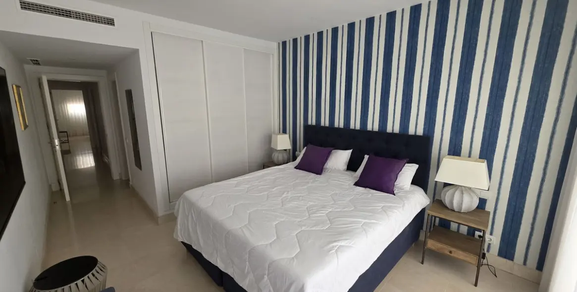 Long-term rent of middle floor apartment in Nueva Andalucía 12