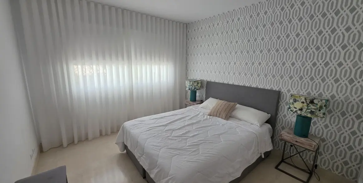 Long-term rent of middle floor apartment in Nueva Andalucía 20