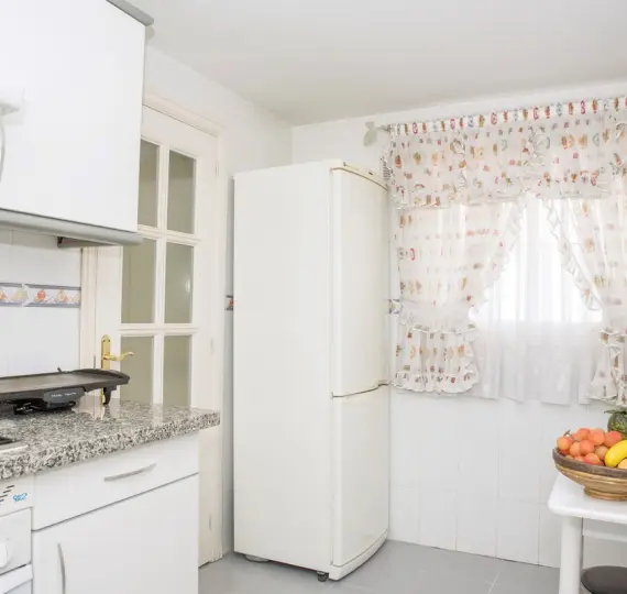 Long-term rent of penthouse duplex in Guadalmina Baja