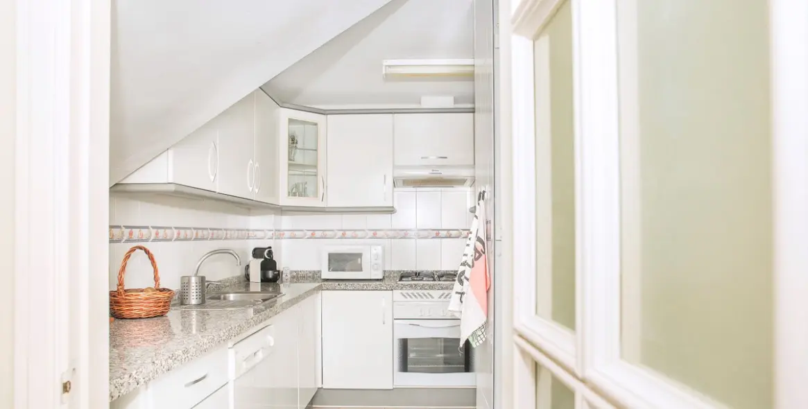 Long-term rent of penthouse duplex in Guadalmina Baja 7