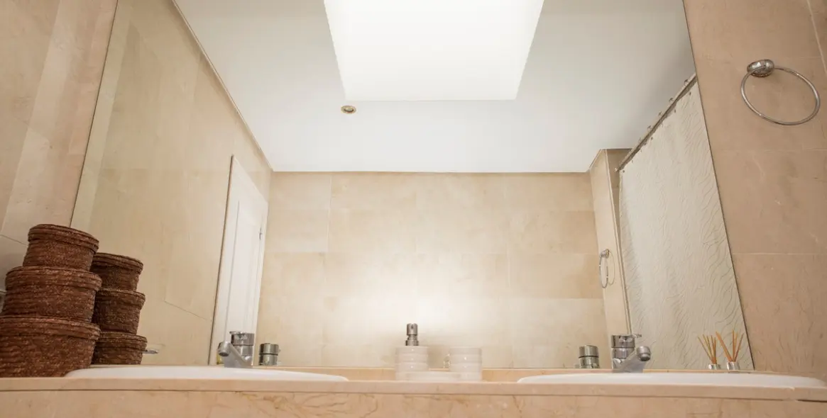 Long-term rent of penthouse duplex in Guadalmina Baja 17