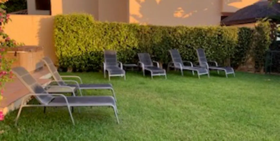 Долгосрочная аренда апартаментов на первом этаже в Marbella (район Marbella) 2