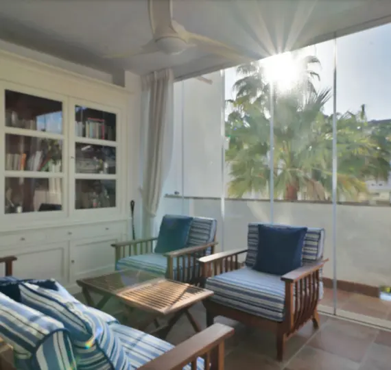 Ground floor apartment R4953517