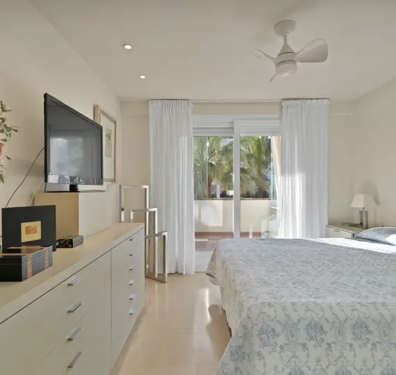 Ground floor apartment R4953517