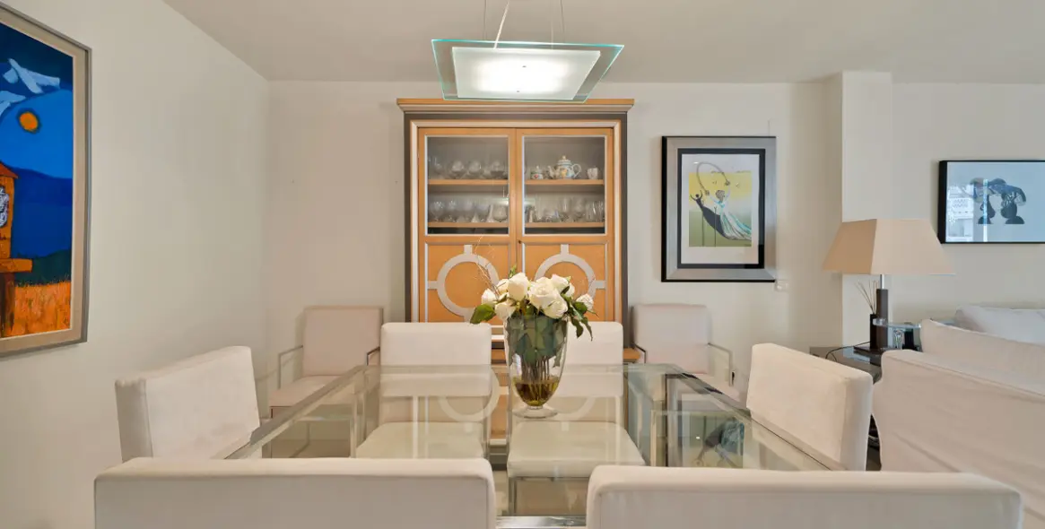 Долгосрочная аренда апартаментов на первом этаже в Marbella (район Marbella) 6