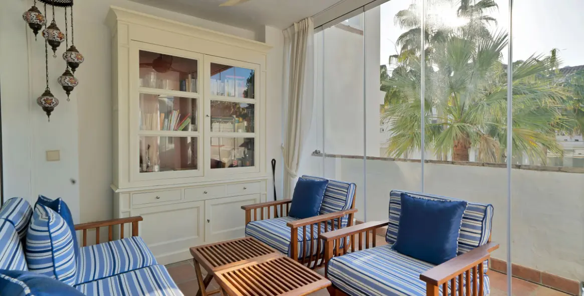 Долгосрочная аренда апартаментов на первом этаже в Marbella (район Marbella) 10