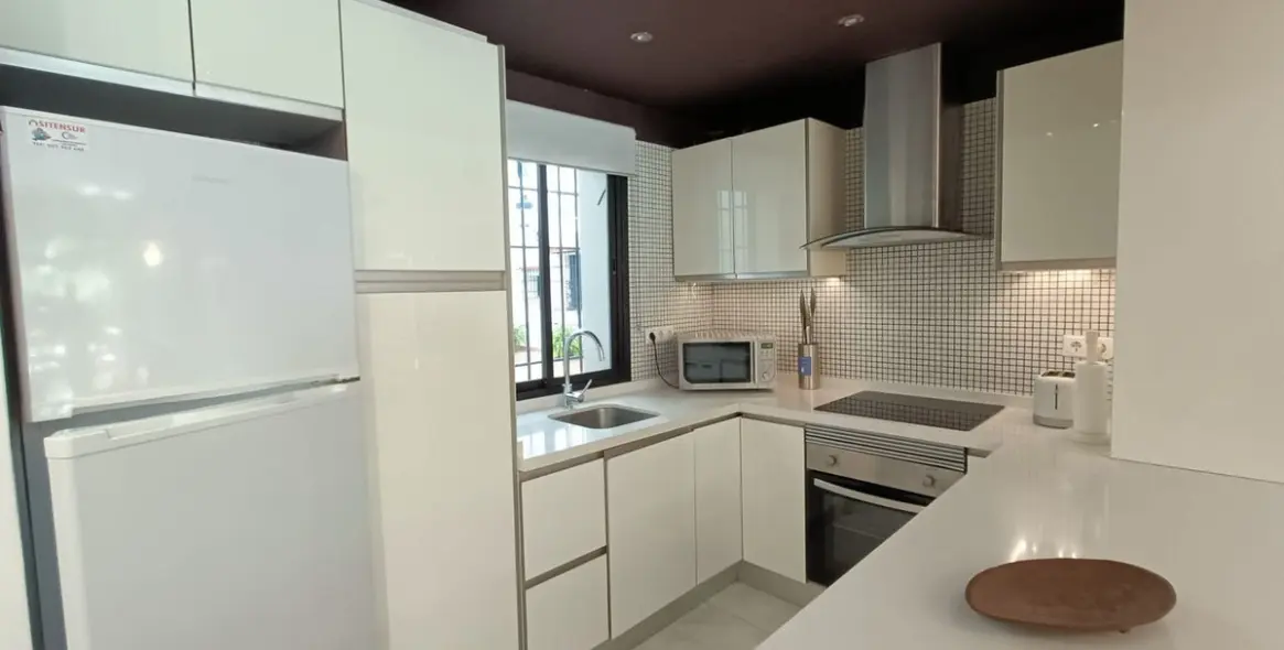 Долгосрочная аренда апартаментов на первом этаже в Puerto Banús 5