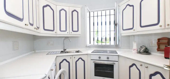 Долгосрочная аренда двухуровневого пентхауса в Calahonda 3