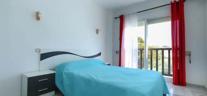 Долгосрочная аренда двухуровневого пентхауса в Calahonda 4