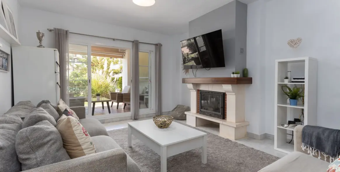 Alquiler a largo plazo de apartamento en planta baja en San Pedro de Alcántara 5