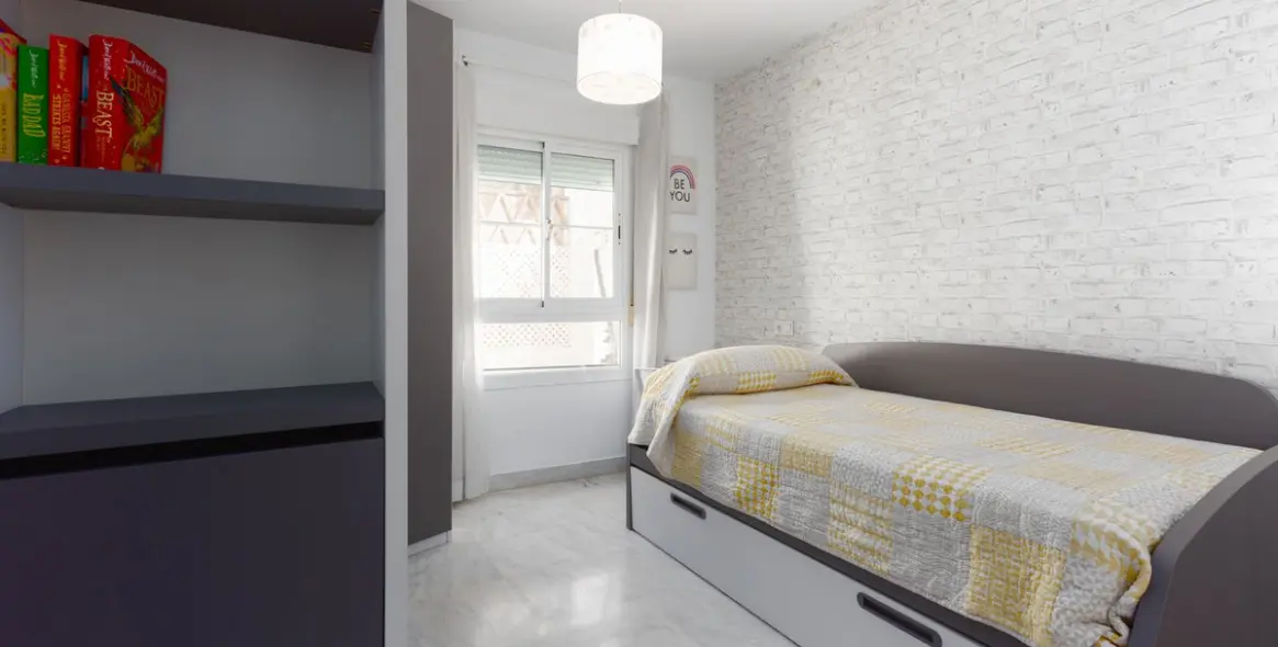 Alquiler a largo plazo de apartamento en planta baja en San Pedro de Alcántara 20