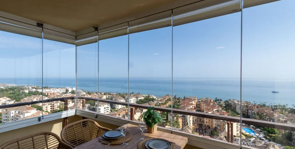 Long-term rent of middle floor apartment in Elviria 2