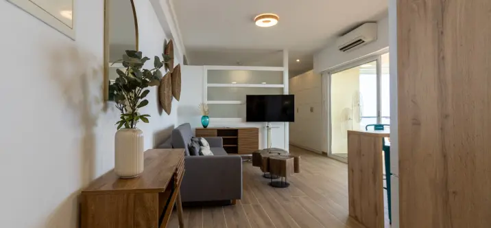 Long-term rent of middle floor apartment in Elviria 3