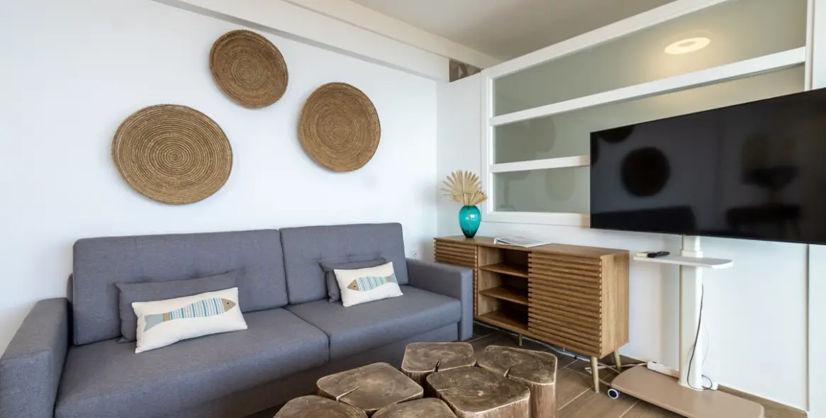 Long-term rent of middle floor apartment in Elviria 5