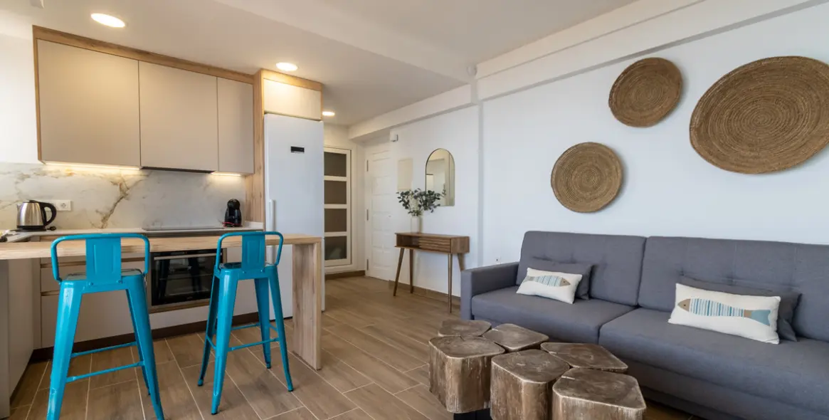 Long-term rent of middle floor apartment in Elviria 6