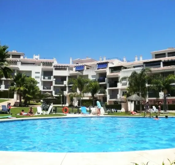 Ground floor apartment R5207833