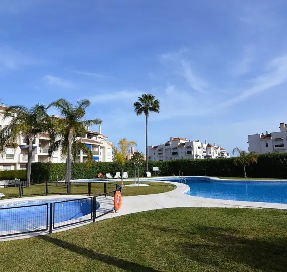 Ground floor apartment R5207833