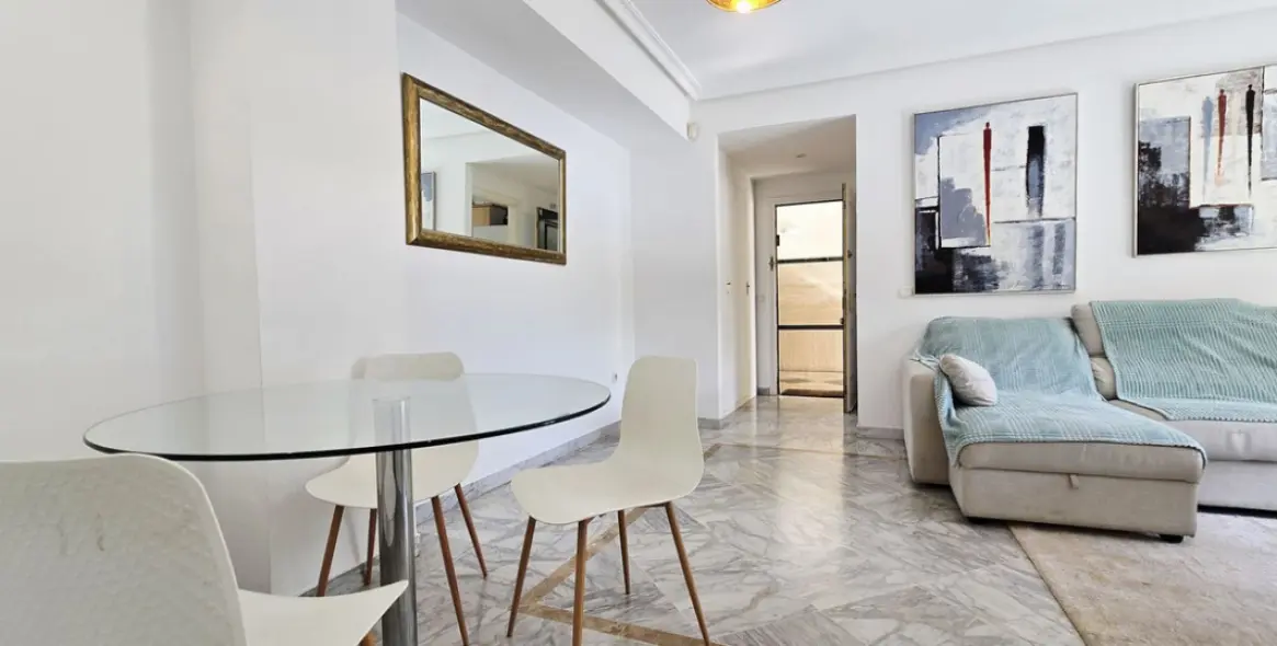 Долгосрочная аренда апартаментов на первом этаже в Marbella (район Marbella) 5