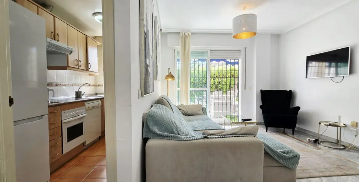 Долгосрочная аренда апартаментов на первом этаже в Marbella (район Marbella) 6