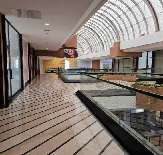 Long-term rent of office in Puerto Banús