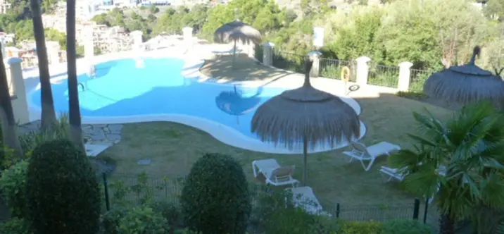 Долгосрочная аренда апартаментов на среднем этаже в La Quinta 2