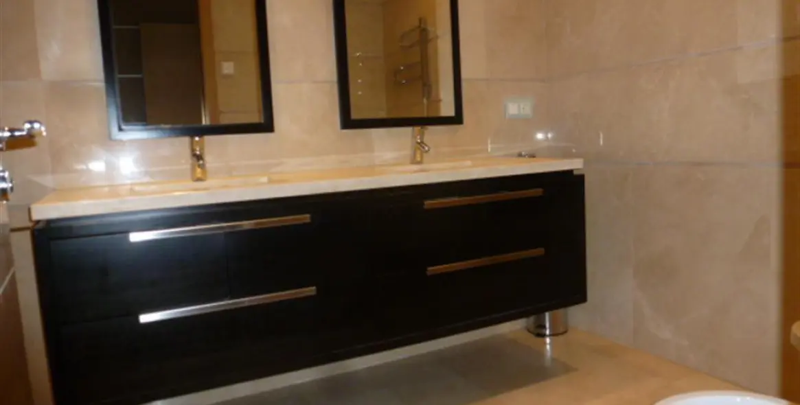 Долгосрочная аренда апартаментов на среднем этаже в La Quinta 6