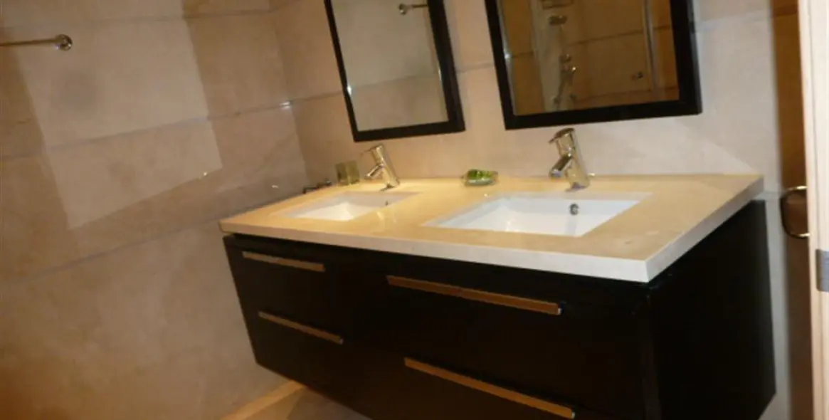 Долгосрочная аренда апартаментов на среднем этаже в La Quinta 9