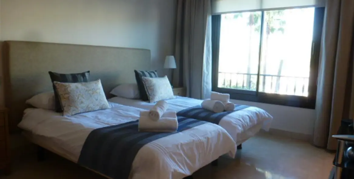 Долгосрочная аренда апартаментов на среднем этаже в La Quinta 11