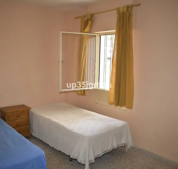 Long-term rent of ground floor apartment in Estepona