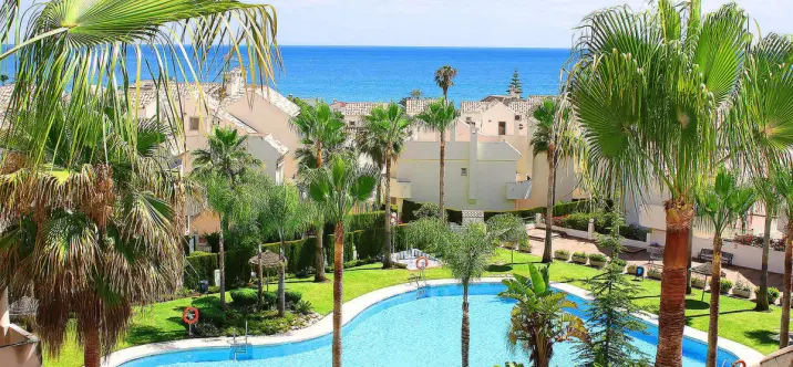 Долгосрочная аренда таунхауса в Las Chapas 0