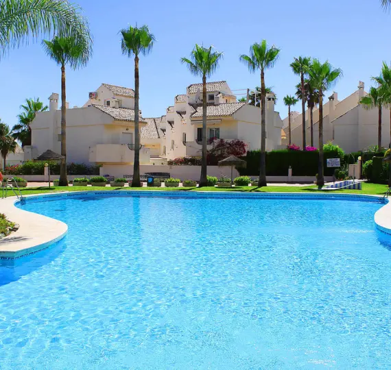 Долгосрочная аренда таунхауса в Las Chapas