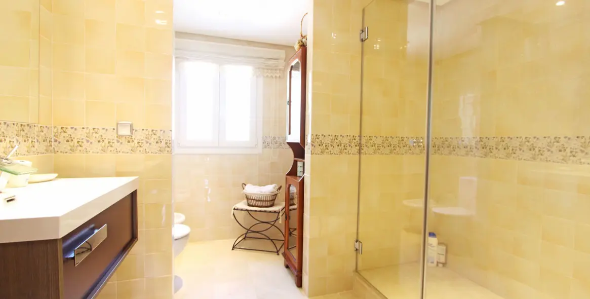 Long-term rent of townhouse in Las Chapas 12