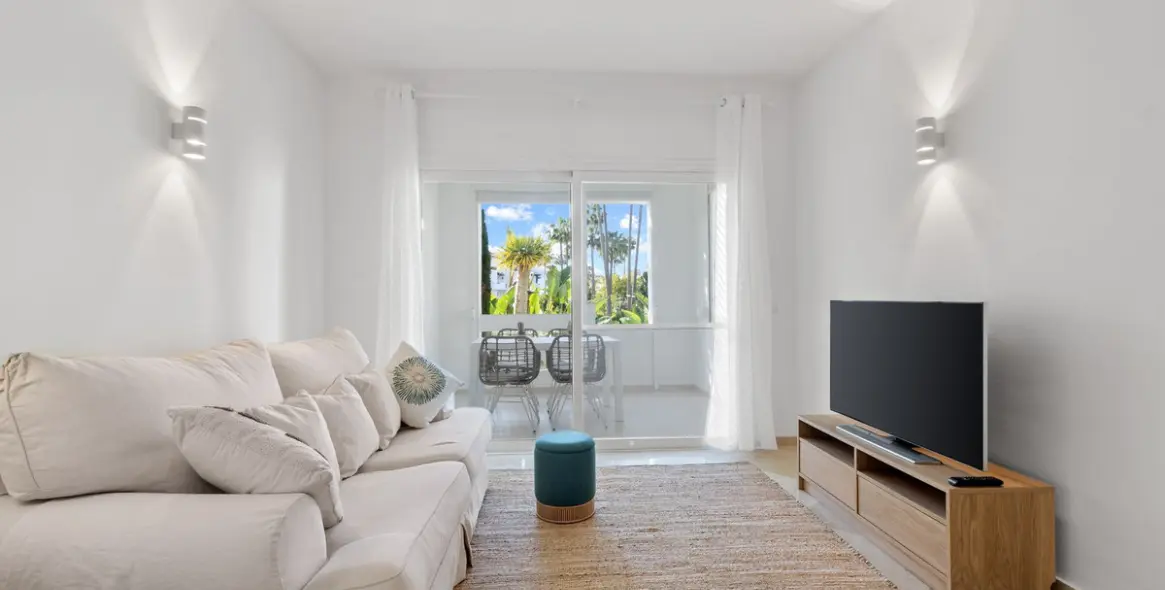 Долгосрочная аренда апартаментов на первом этаже в Costalita 3