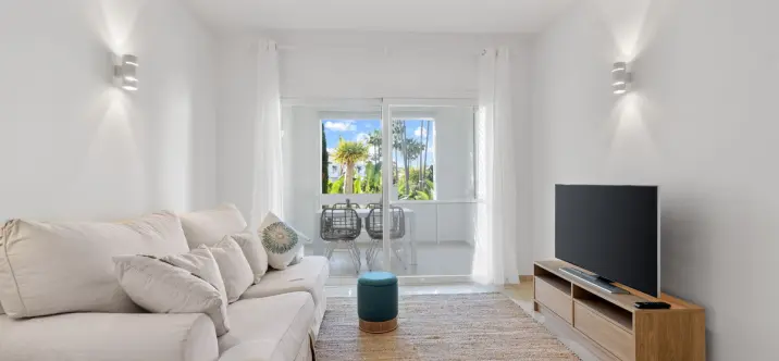 Long-term rent of ground floor apartment in Costalita 2