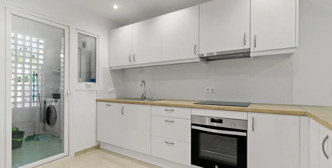 Долгосрочная аренда апартаментов на первом этаже в Costalita 10