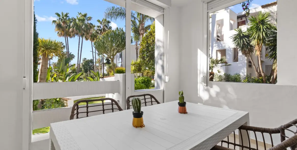 Долгосрочная аренда апартаментов на первом этаже в Costalita 13