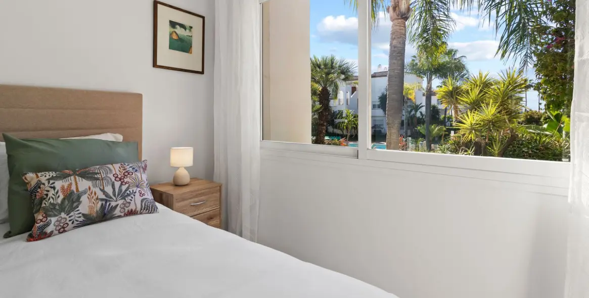 Долгосрочная аренда апартаментов на первом этаже в Costalita 18