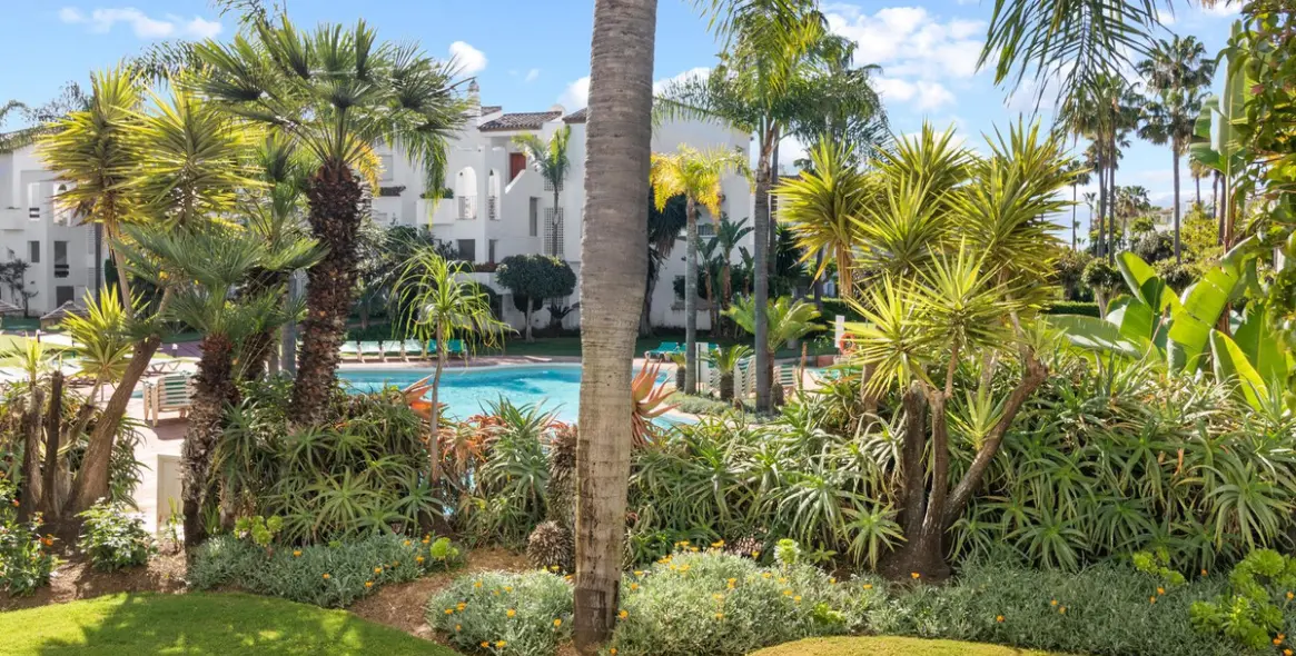 Долгосрочная аренда апартаментов на первом этаже в Costalita 20