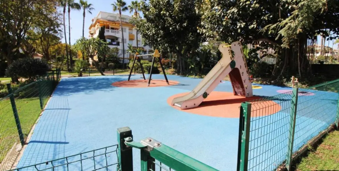 Long-term rent of ground floor apartment in Nueva Andalucía 15